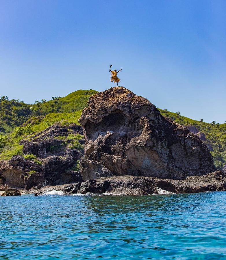 Barefoot Kuata Island Resort Экстерьер фото