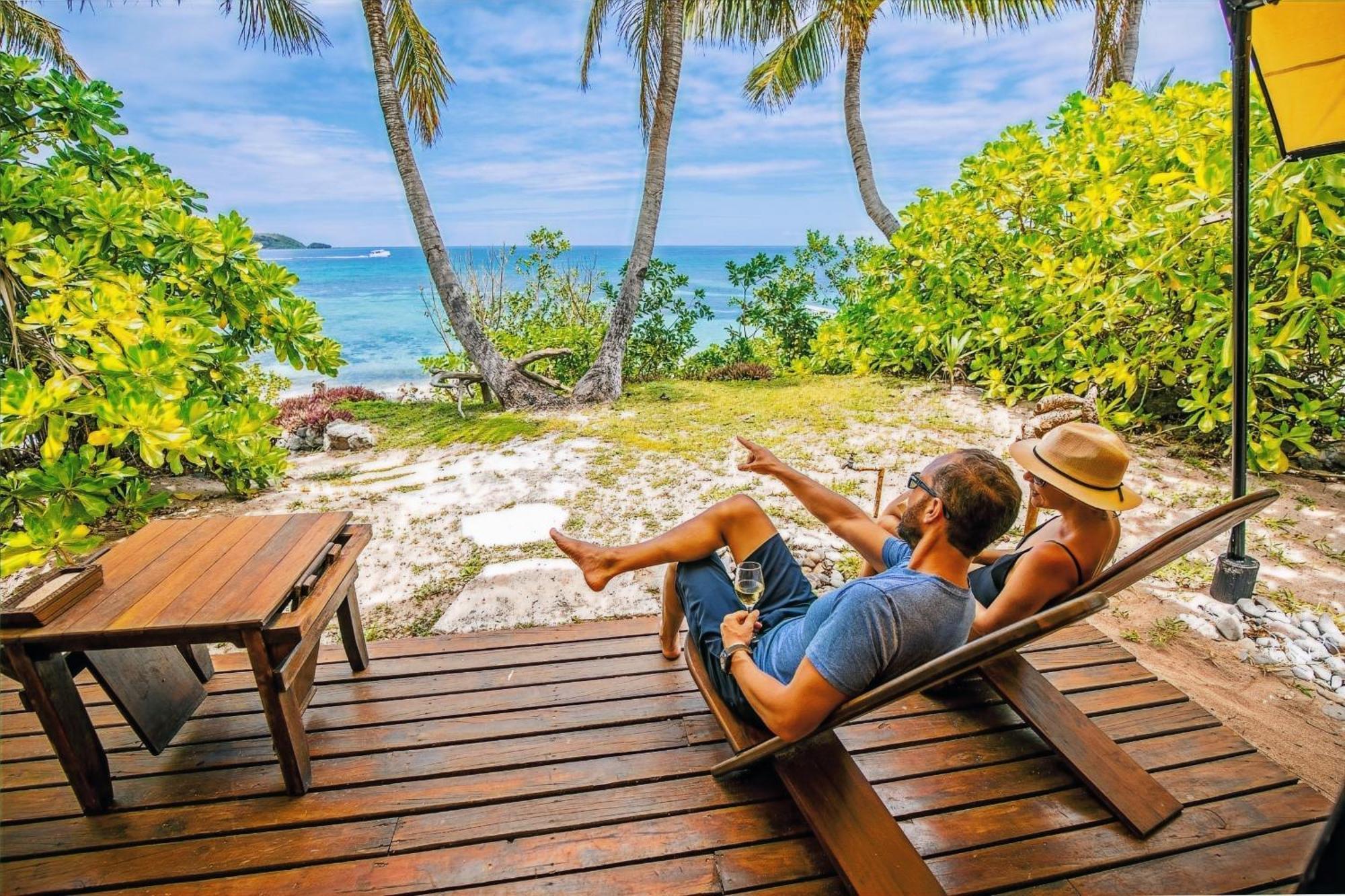 Barefoot Kuata Island Resort Экстерьер фото