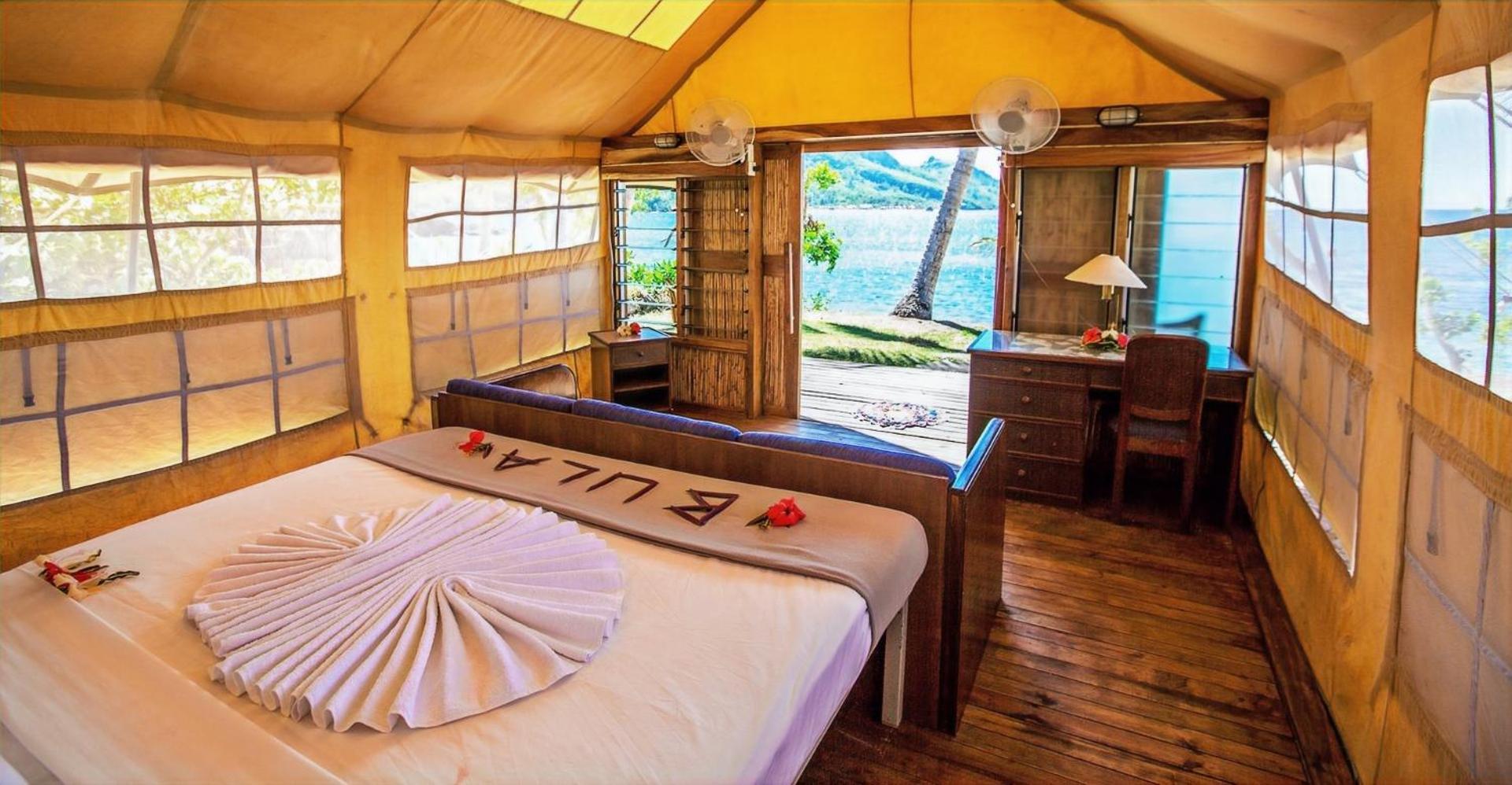 Barefoot Kuata Island Resort Экстерьер фото
